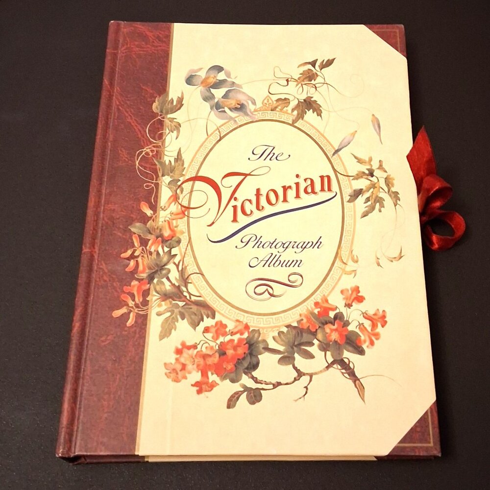 Vintage New the Victorian Photograph Album 1996 Vintage Floral Picture Album
